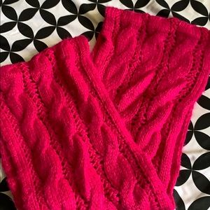 Abercrombie Infinity Chunky Knit Scarf hot Pink
